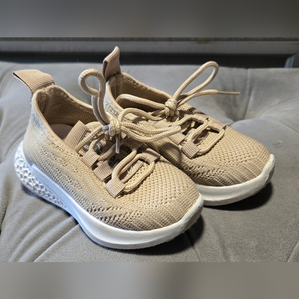 Ecko Unlimited Baby Beige Sneakers